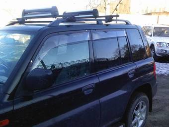 1999 Mitsubishi Pajero iO Photos