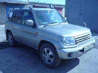 1999 Mitsubishi Pajero iO Pictures