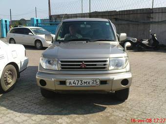 1999 Mitsubishi Pajero iO Pictures