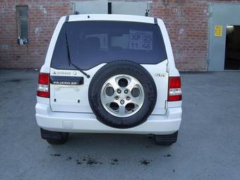 1999 Mitsubishi Pajero iO Pictures