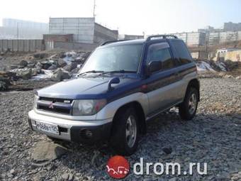 1999 Mitsubishi Pajero iO Pictures