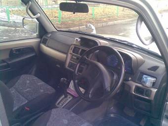 1999 Mitsubishi Pajero iO Pictures