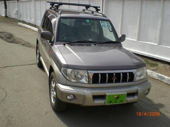 1999 Mitsubishi Pajero iO Images