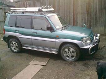 1999 Mitsubishi Pajero iO Pictures