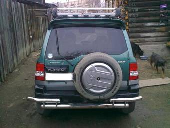 1999 Mitsubishi Pajero iO Pictures