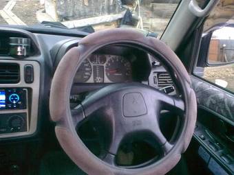 1999 Mitsubishi Pajero iO Pictures