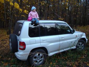 1999 Mitsubishi Pajero iO