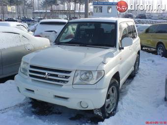 1999 Mitsubishi Pajero iO Pictures