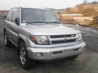 1999 Mitsubishi Pajero iO