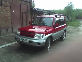 1999 Mitsubishi Pajero iO Photos