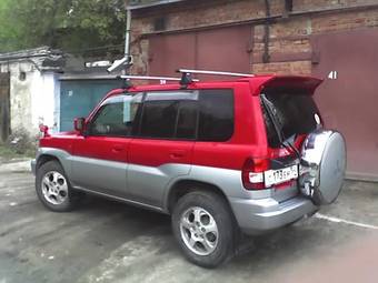 1999 Mitsubishi Pajero iO Pictures