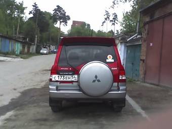 1999 Mitsubishi Pajero iO Photos