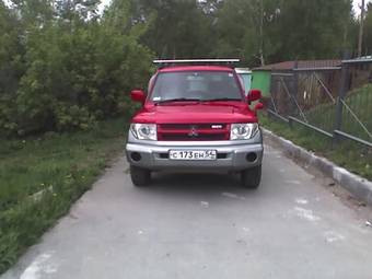 1999 Mitsubishi Pajero iO Wallpapers