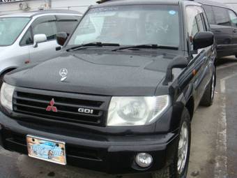 1999 Mitsubishi Pajero iO Images