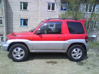 1999 Mitsubishi Pajero iO For Sale