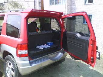 1999 Mitsubishi Pajero iO Pics
