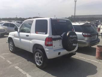 1999 Mitsubishi Pajero iO Images