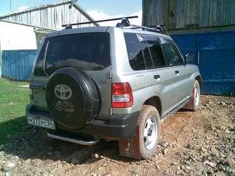 1999 Mitsubishi Pajero iO Photos