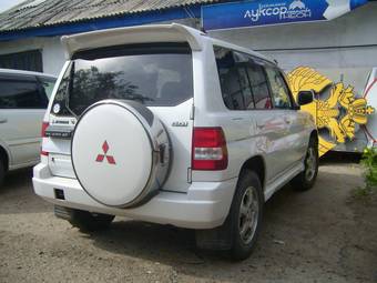 1999 Mitsubishi Pajero iO Photos