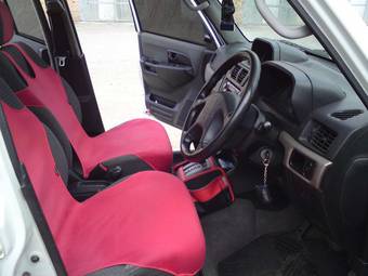 1999 Mitsubishi Pajero iO Photos