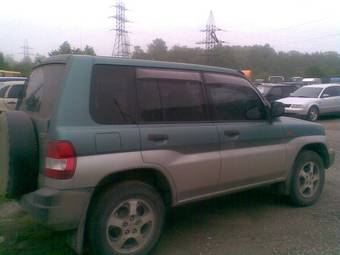 1999 Mitsubishi Pajero iO Photos