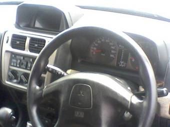 1999 Mitsubishi Pajero iO Photos