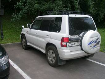 1999 Mitsubishi Pajero iO Wallpapers