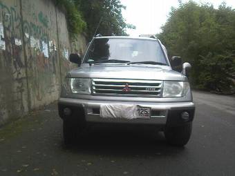 1999 Mitsubishi Pajero iO Photos