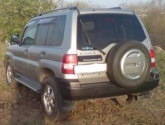 1999 Mitsubishi Pajero iO Pics