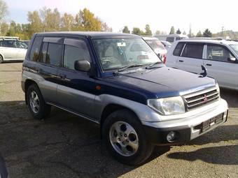 1999 Mitsubishi Pajero iO