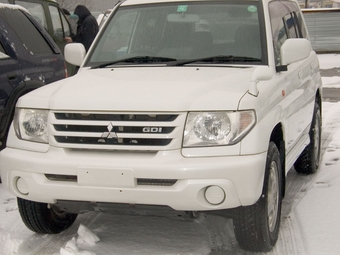 2000 Mitsubishi Pajero iO