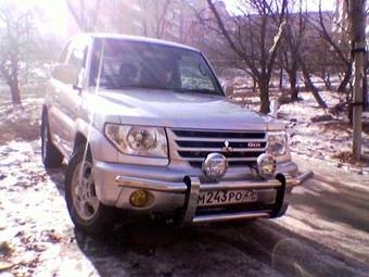 2000 Pajero iO
