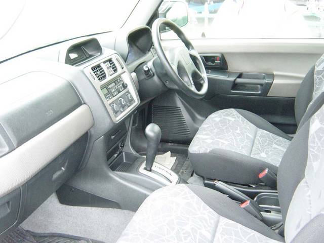 2000 Mitsubishi Pajero iO