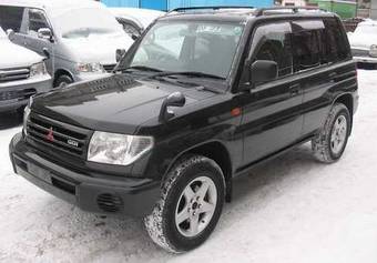 Mitsubishi Pajero iO