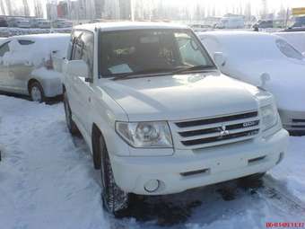 2000 Mitsubishi Pajero iO