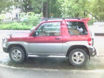 2000 Mitsubishi Pajero iO