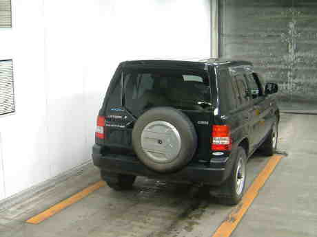 2000 Mitsubishi Pajero iO Pictures