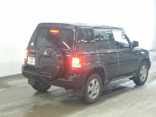 2000 Mitsubishi Pajero iO Pictures