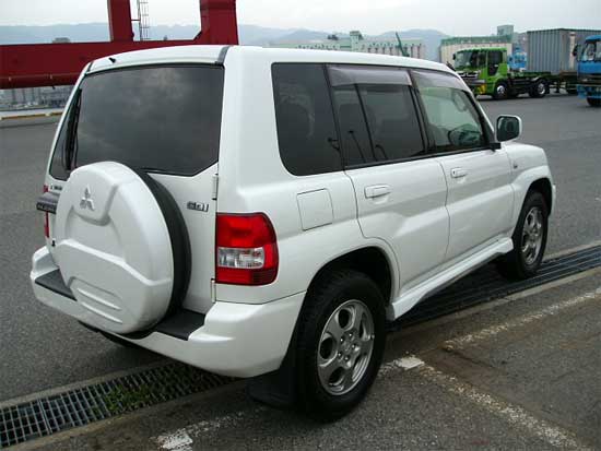 2000 Mitsubishi Pajero iO For Sale