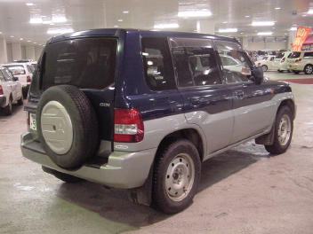 2000 Mitsubishi Pajero iO Pictures