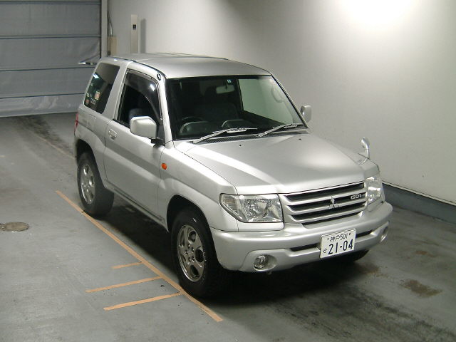 2000 Mitsubishi Pajero iO For Sale