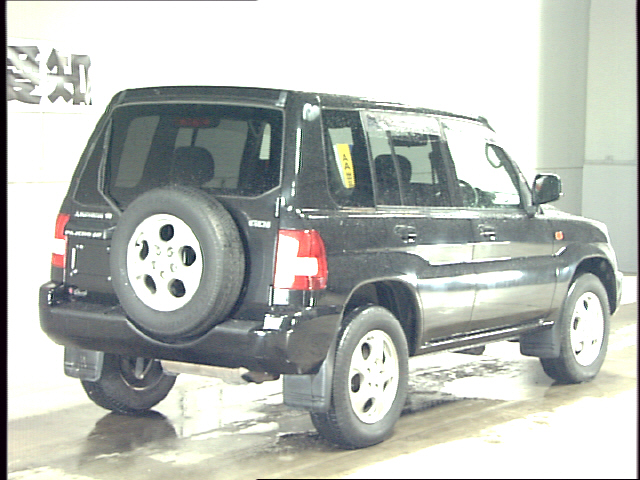 2000 Mitsubishi Pajero iO Images