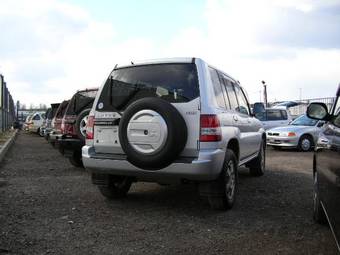 2000 Mitsubishi Pajero iO Pictures