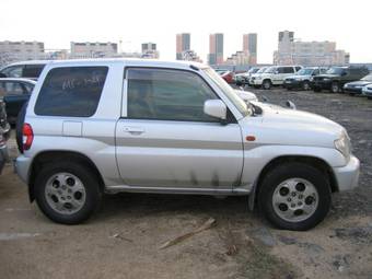 2000 Mitsubishi Pajero iO For Sale