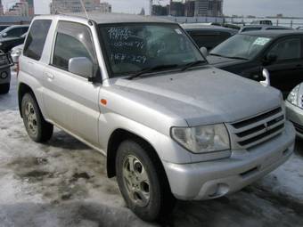 2000 Mitsubishi Pajero iO For Sale