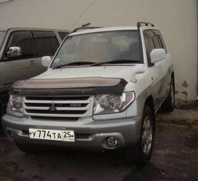 2000 Mitsubishi Pajero iO