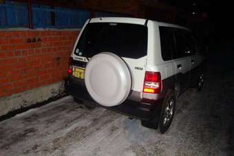 2000 Mitsubishi Pajero iO Photos