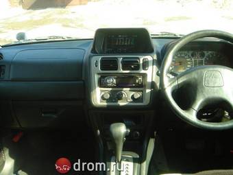 2000 Mitsubishi Pajero iO Pics