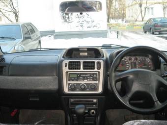 2000 Mitsubishi Pajero iO Photos