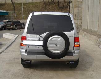 2000 Mitsubishi Pajero iO Photos